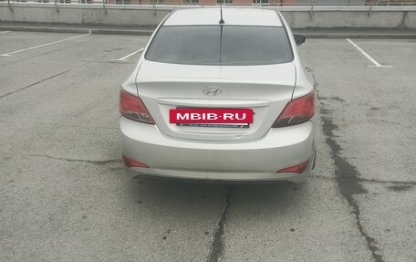 Hyundai Solaris II рестайлинг, 2016 год, 540 000 рублей, 3 фотография