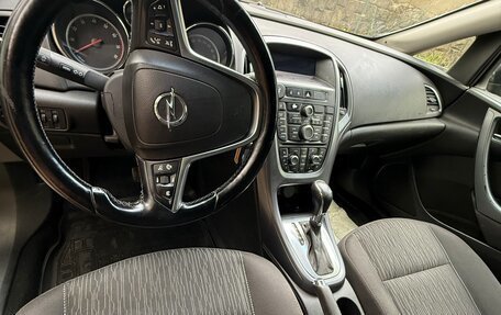Opel Astra J, 2013 год, 750 000 рублей, 9 фотография