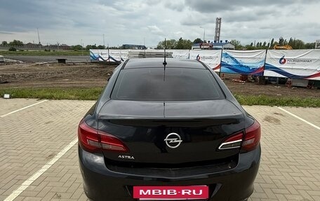 Opel Astra J, 2013 год, 750 000 рублей, 4 фотография