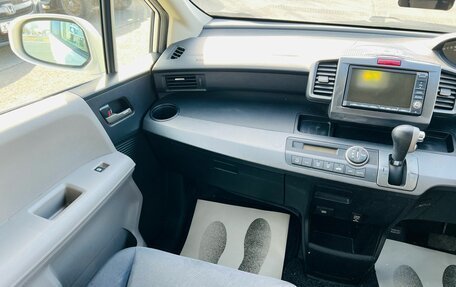 Honda Freed I, 2010 год, 1 099 000 рублей, 15 фотография