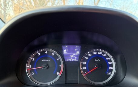 Hyundai Solaris II рестайлинг, 2015 год, 770 000 рублей, 9 фотография