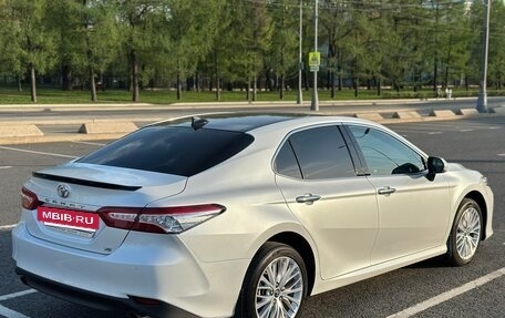 Toyota Camry, 2018 год, 3 400 000 рублей, 4 фотография