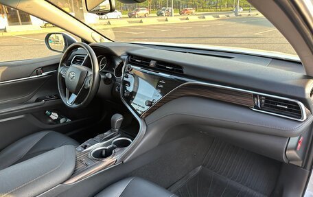 Toyota Camry, 2018 год, 3 400 000 рублей, 14 фотография