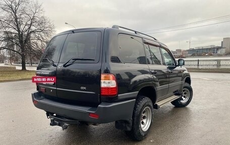 Toyota Land Cruiser 100 рестайлинг 2, 2005 год, 2 500 000 рублей, 4 фотография