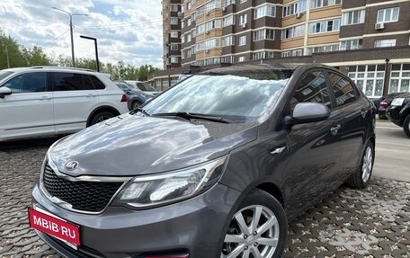 KIA Rio III рестайлинг, 2015 год, 860 000 рублей, 2 фотография