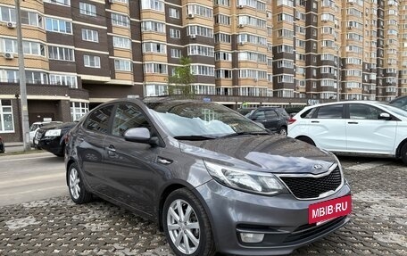 KIA Rio III рестайлинг, 2015 год, 860 000 рублей, 8 фотография