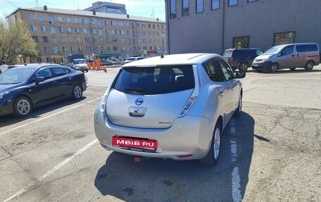 Nissan Leaf I, 2016 год, 900 000 рублей, 2 фотография