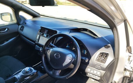 Nissan Leaf I, 2016 год, 900 000 рублей, 8 фотография
