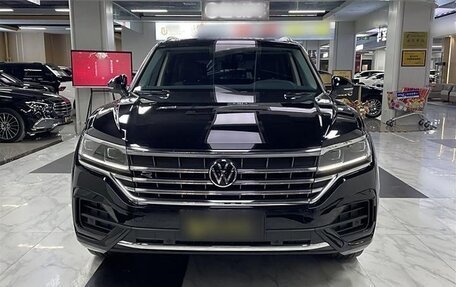 Volkswagen Touareg III, 2022 год, 5 100 000 рублей, 2 фотография