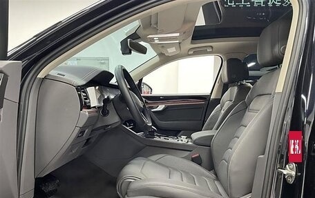 Volkswagen Touareg III, 2022 год, 5 100 000 рублей, 9 фотография