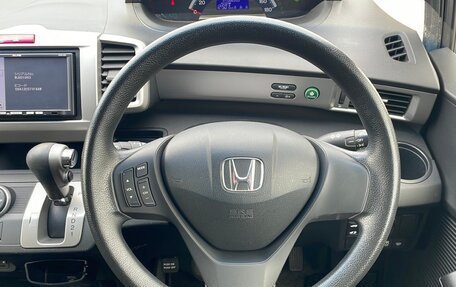 Honda Freed I, 2016 год, 1 250 000 рублей, 12 фотография