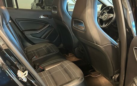 Mercedes-Benz GLA, 2016 год, 1 820 000 рублей, 12 фотография