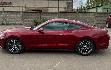 Ford Mustang VI рестайлинг, 2016 год, 2 500 000 рублей, 7 фотография