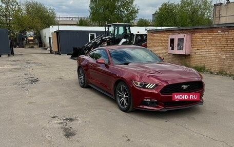 Ford Mustang VI рестайлинг, 2016 год, 2 500 000 рублей, 4 фотография