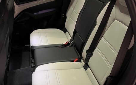 Porsche Cayenne III, 2023 год, 20 650 000 рублей, 8 фотография