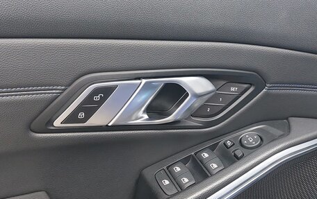 BMW 3 серия, 2019 год, 4 190 000 рублей, 20 фотография