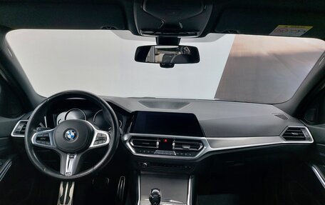 BMW 3 серия, 2019 год, 4 190 000 рублей, 24 фотография