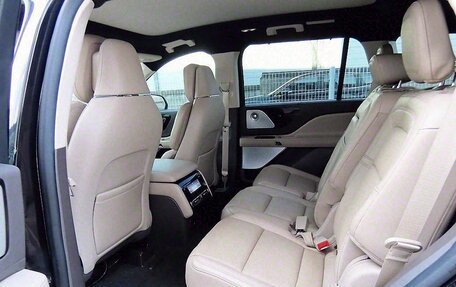 Lincoln Aviator II, 2022 год, 3 897 000 рублей, 4 фотография