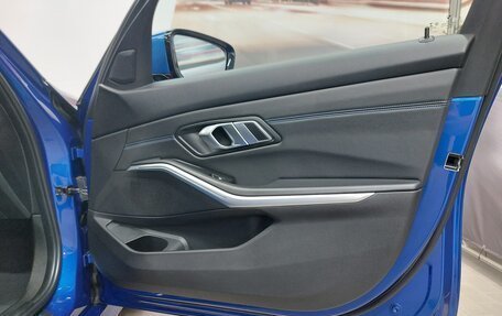 BMW 3 серия, 2019 год, 4 190 000 рублей, 37 фотография