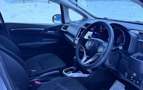 Honda Fit III, 2015 год, 950 000 рублей, 10 фотография