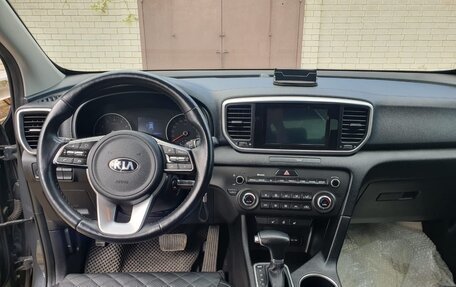 KIA Sportage IV рестайлинг, 2020 год, 2 650 000 рублей, 5 фотография
