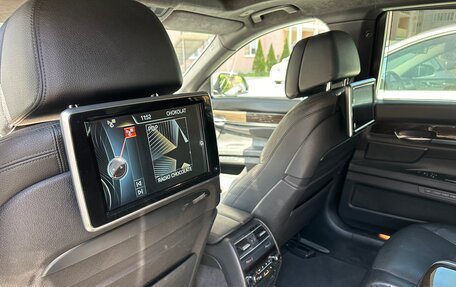 BMW 7 серия, 2012 год, 2 500 000 рублей, 10 фотография