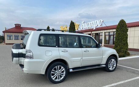 Mitsubishi Pajero IV, 2019 год, 5 100 000 рублей, 2 фотография