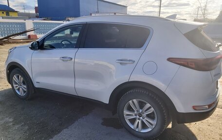 KIA Sportage IV рестайлинг, 2017 год, 2 100 000 рублей, 2 фотография