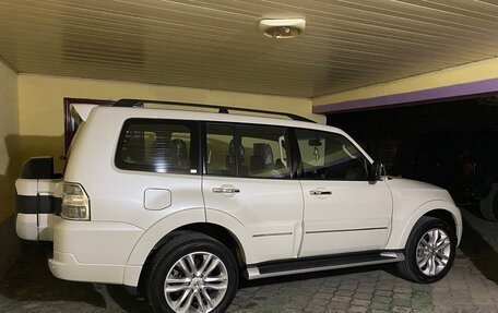 Mitsubishi Pajero IV, 2019 год, 5 100 000 рублей, 5 фотография