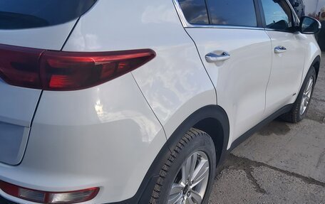 KIA Sportage IV рестайлинг, 2017 год, 2 100 000 рублей, 10 фотография