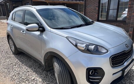 KIA Sportage IV рестайлинг, 2016 год, 1 790 000 рублей, 2 фотография