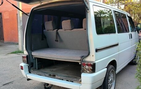 Volkswagen Multivan T4, 1993 год, 690 000 рублей, 3 фотография