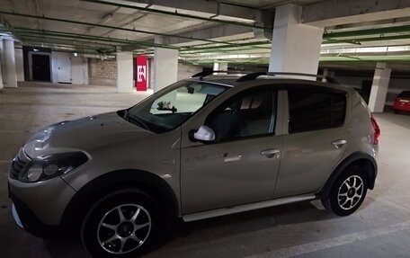 Renault Sandero I, 2014 год, 750 000 рублей, 4 фотография