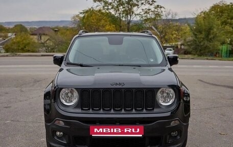 Jeep Renegade I рестайлинг, 2016 год, 1 980 000 рублей, 3 фотография