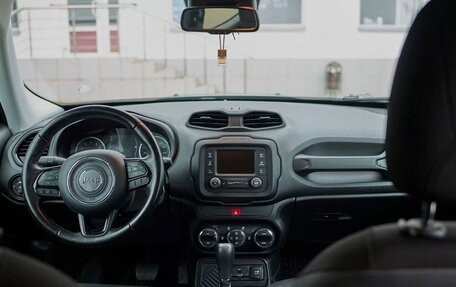 Jeep Renegade I рестайлинг, 2016 год, 1 980 000 рублей, 16 фотография