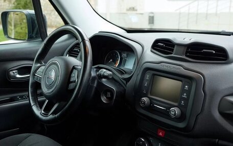 Jeep Renegade I рестайлинг, 2016 год, 1 980 000 рублей, 17 фотография