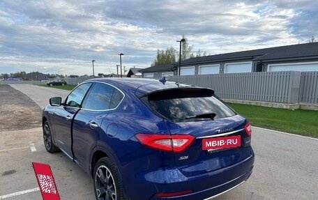 Maserati Levante I, 2017 год, 4 300 000 рублей, 3 фотография
