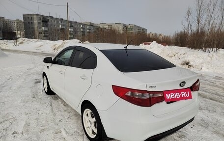 KIA Rio III рестайлинг, 2013 год, 850 000 рублей, 3 фотография
