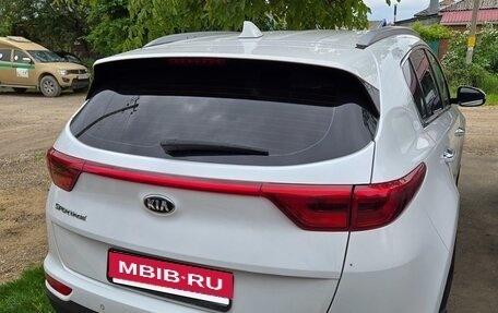 KIA Sportage IV рестайлинг, 2017 год, 2 200 000 рублей, 5 фотография