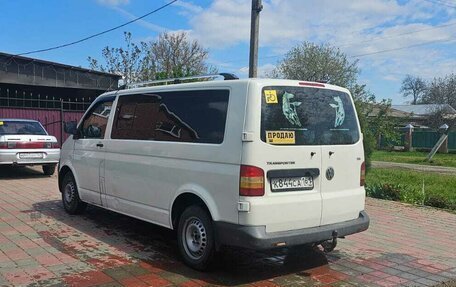 Volkswagen Transporter T5 рестайлинг, 2005 год, 1 350 000 рублей, 2 фотография