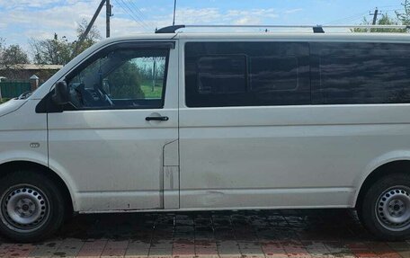 Volkswagen Transporter T5 рестайлинг, 2005 год, 1 350 000 рублей, 3 фотография