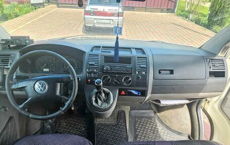 Volkswagen Transporter T5 рестайлинг, 2005 год, 1 350 000 рублей, 9 фотография