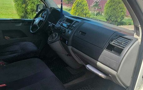 Volkswagen Transporter T5 рестайлинг, 2005 год, 1 350 000 рублей, 10 фотография