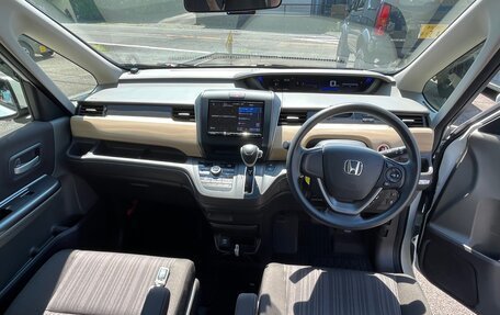 Honda Freed II, 2019 год, 1 220 000 рублей, 8 фотография