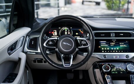 Jaguar I-Pace I, 2018 год, 4 200 000 рублей, 9 фотография