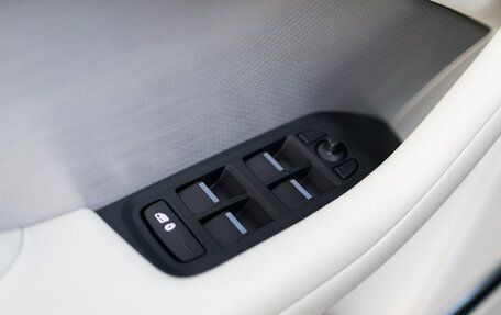 Jaguar I-Pace I, 2018 год, 4 200 000 рублей, 13 фотография