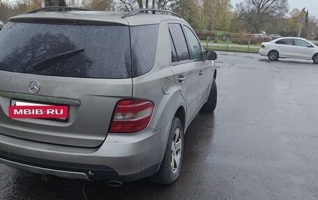Mercedes-Benz M-Класс, 2005 год, 350 000 рублей, 3 фотография