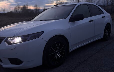 Honda Accord VIII рестайлинг, 2012 год, 1 650 000 рублей, 4 фотография