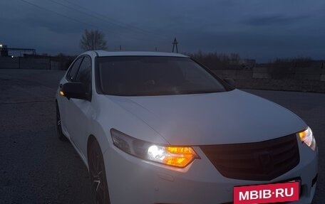 Honda Accord VIII рестайлинг, 2012 год, 1 650 000 рублей, 2 фотография