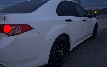 Honda Accord VIII рестайлинг, 2012 год, 1 650 000 рублей, 8 фотография